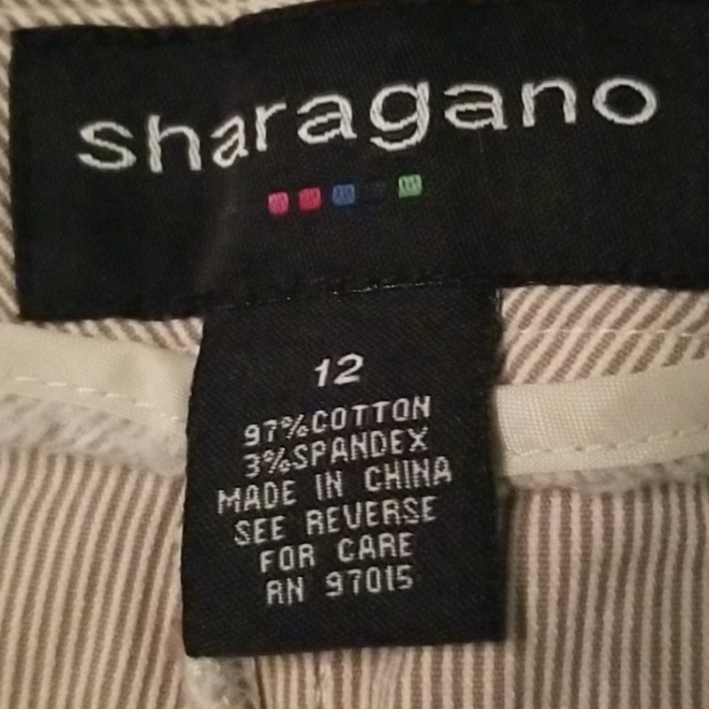 Shorts - Picture 2 of 4